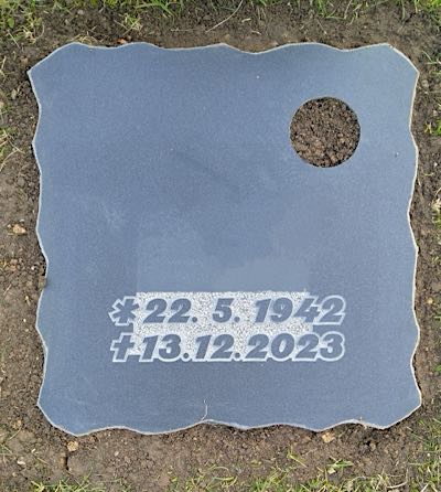 Individueller Liegestein aus Stein