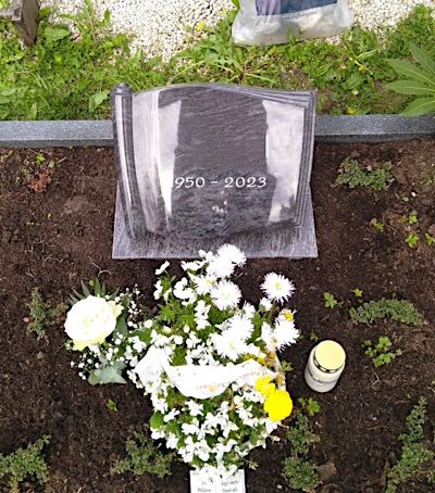 Liegestein mit individueller Gestaltung