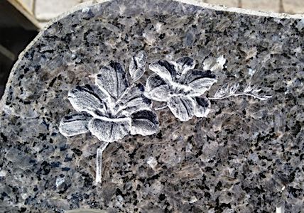 Ornament mit klarer Linienführung