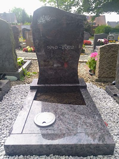 Urnengrabmal mit zeitloser Wirkung