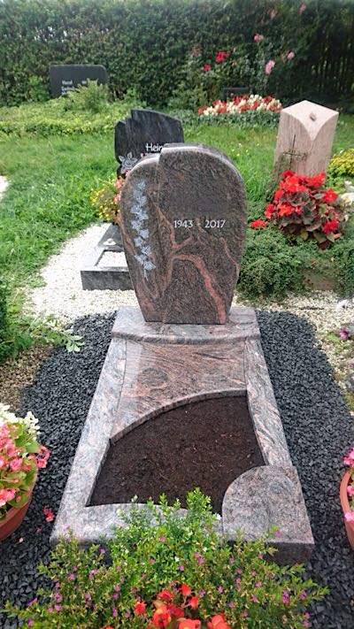 Urnengrabmal mit individueller Ausstrahlung